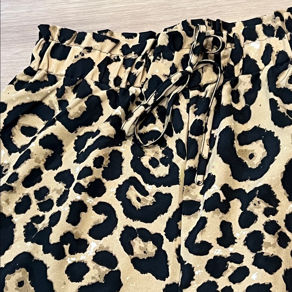 SHEIN Curve Leopard Wide Leg Pants Drawstring Elastic Waist - Picture 2 of 11